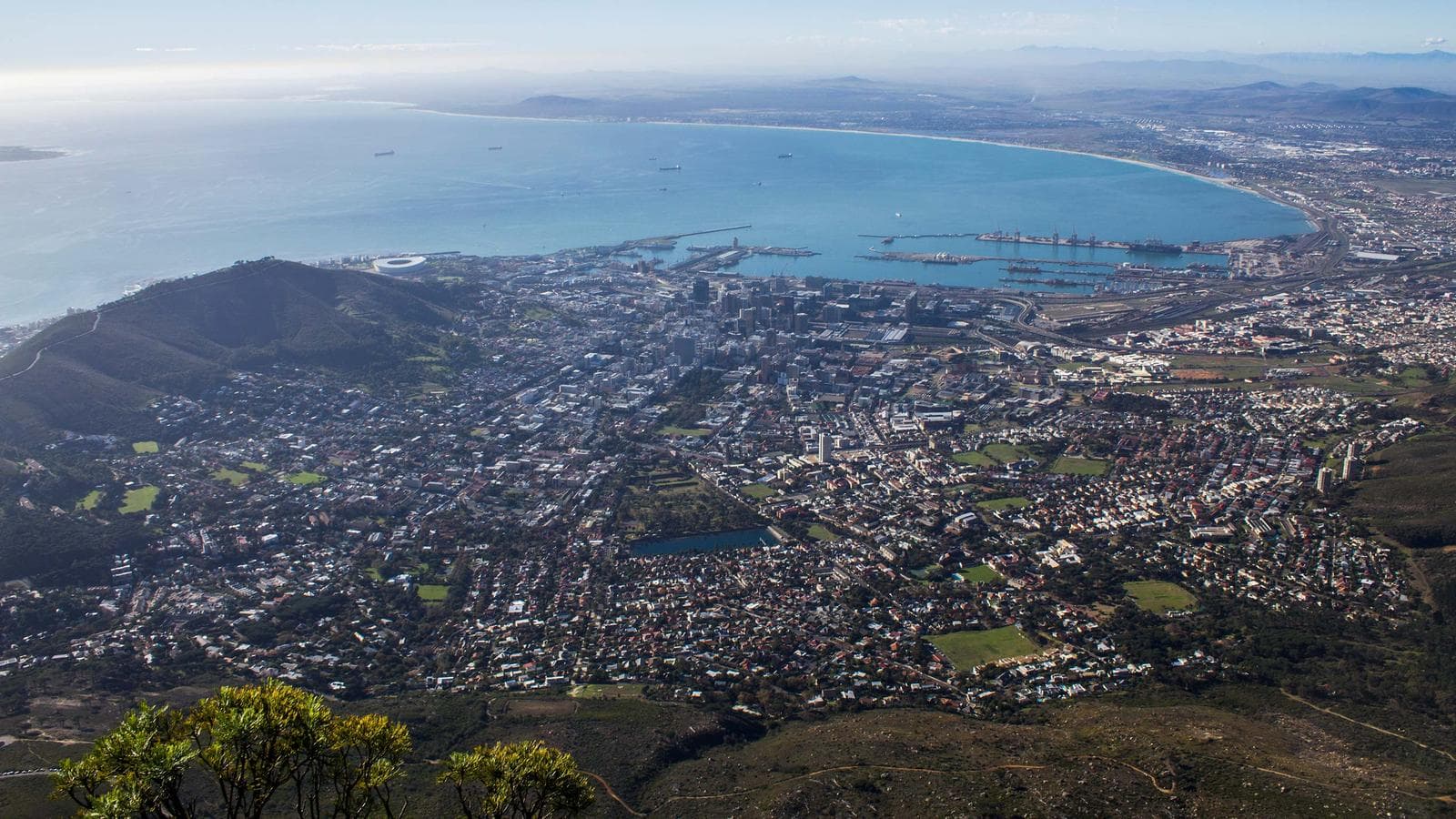 Cape Town Day Tour: Scenic and City Highlights (half day)