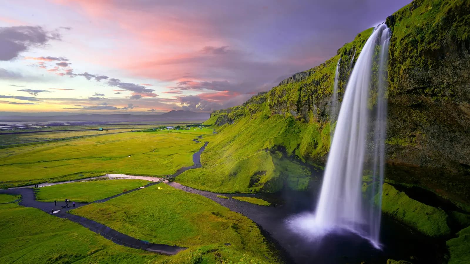 Signature: Iceland's Reykjavik, Golden Circle, & Fjords of the North