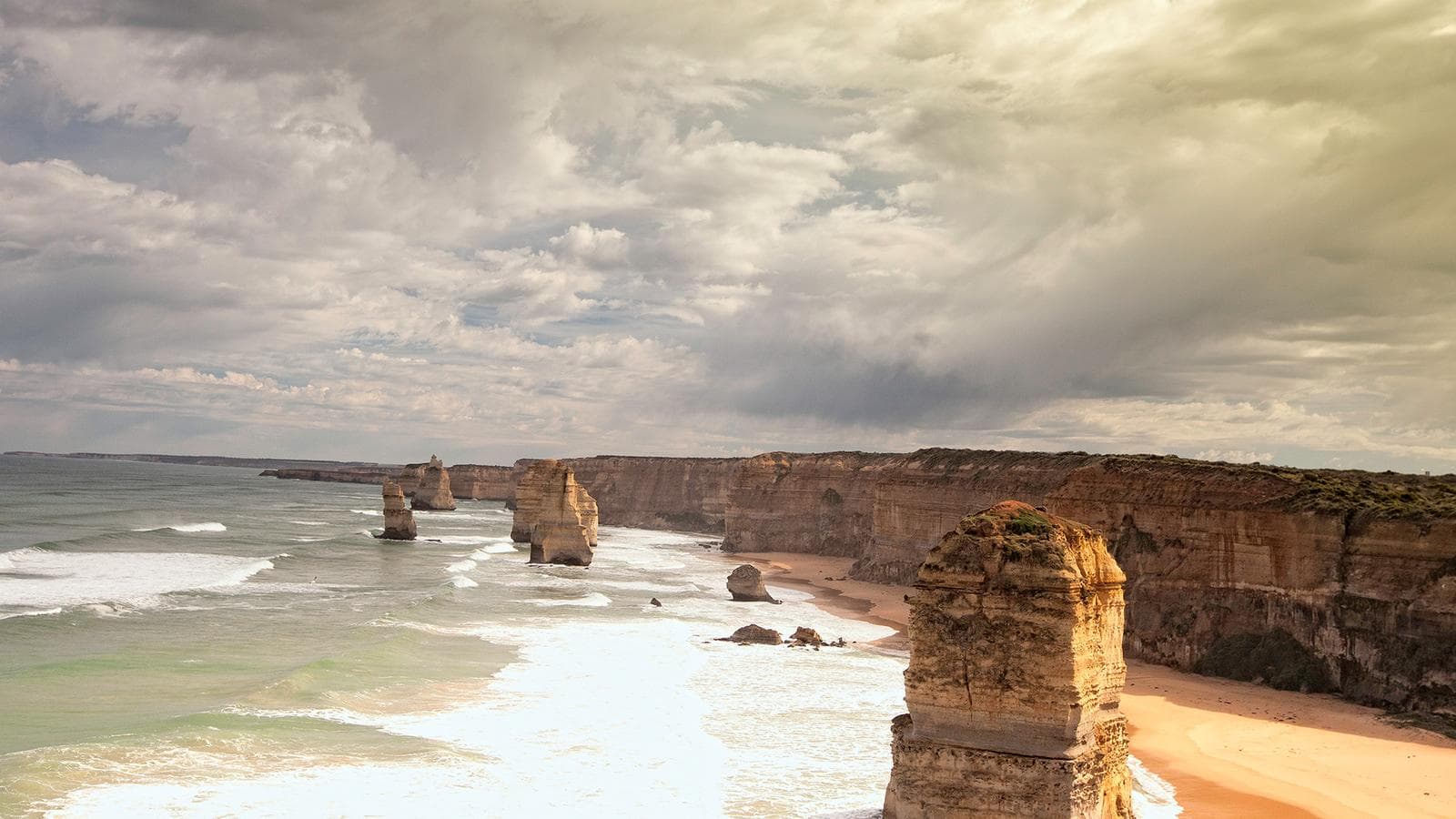 Great Ocean Road East: Adelaide to Melbourne