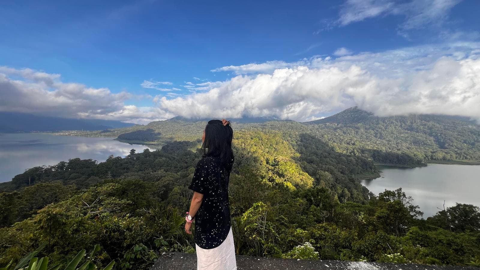 Bangkok to Bali: Street Food, Summits & Island Escapes