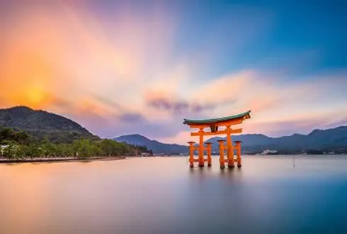 Hiroshima & Miyajima (1 Night Hiroshima 1 Night Osaka)